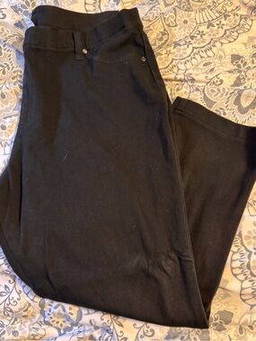 Black jegging capri
